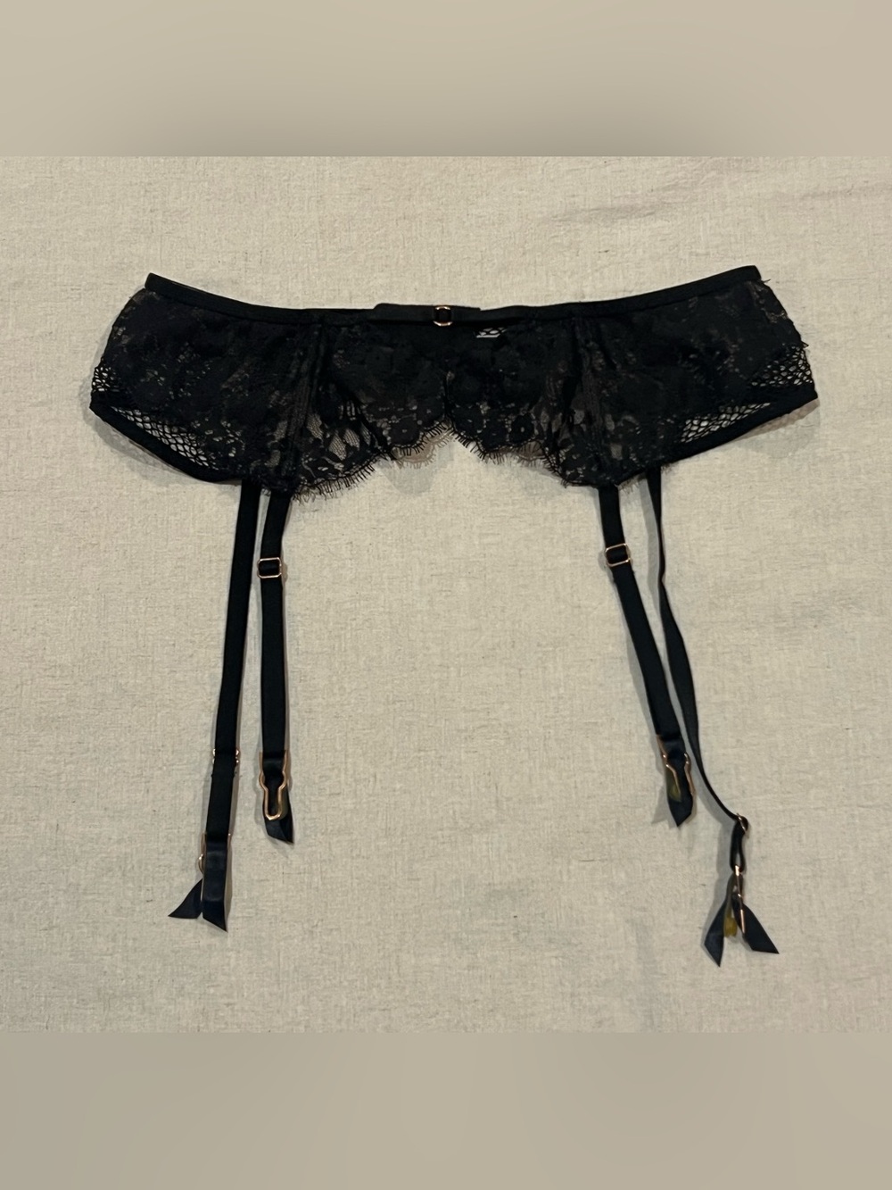 Victoria’s Secret Sexy Floral Lace Mesh Garter Belt Black Coquette Size M/L